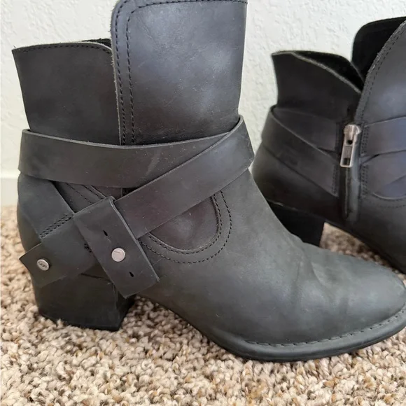 UGG Black Leather Ankle Booties - Picture 6 of 8